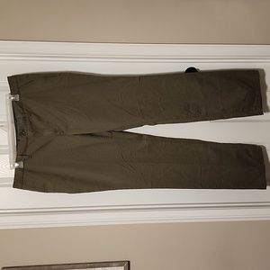 Women's Eddie Bauer Legendwash Olive Green Straight Leg Pants, Size T20